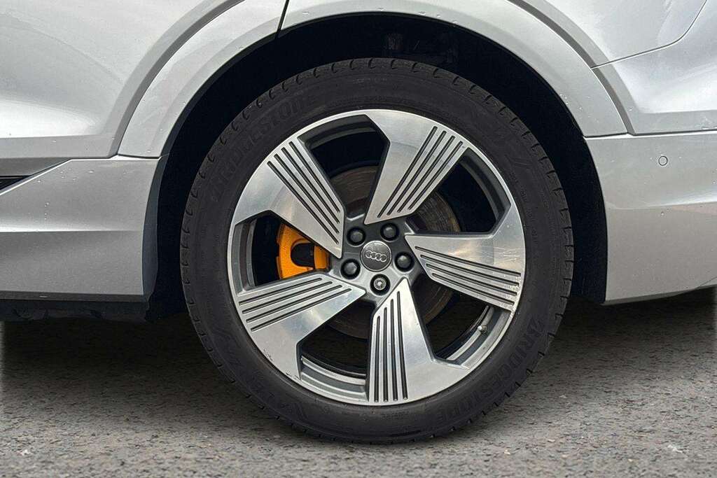 Audi E-tron 300Kw 55 Quattro 95Kwh Cs Grey #7