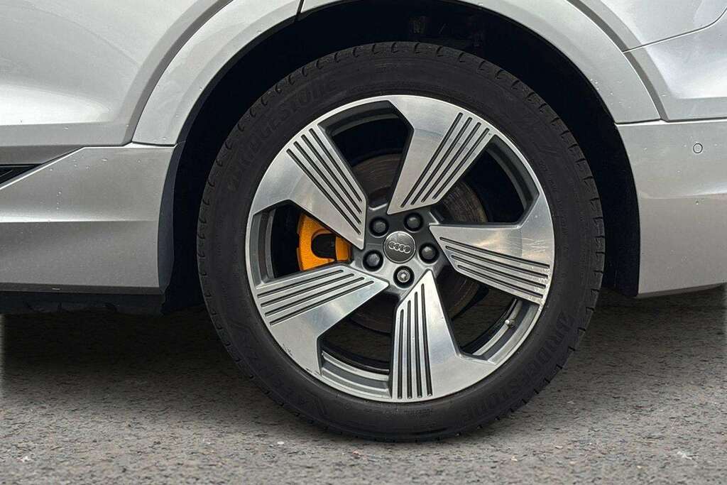 Audi E-tron 300Kw 55 Quattro 95Kwh S Line 2020 Silver #3