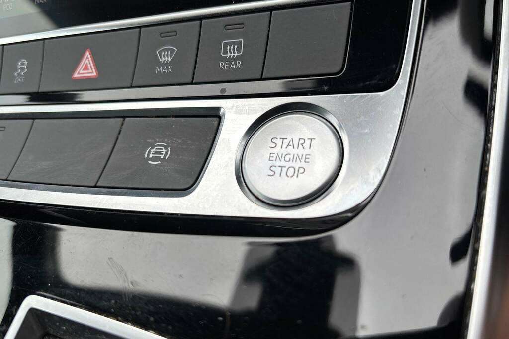 Audi Q7 S Line 55 Tfsi E Quattro 4Wd  #8