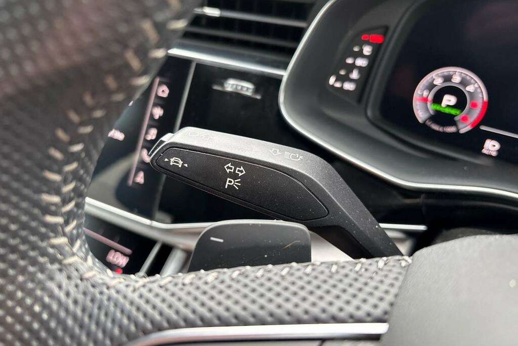 Audi Q7 S Line 55 Tfsi E Quattro 4Wd  #9