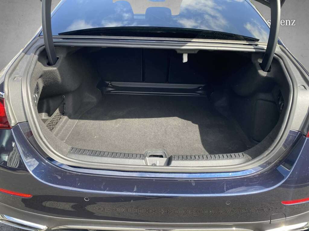 Mercedes-Benz E Class E200 Amg Line 9G-tronic 2024 Blue #4