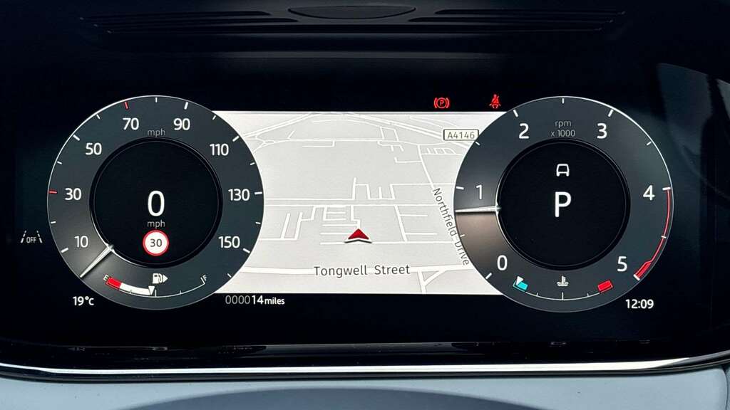 Land Rover Range Rover Evoque 2.0 D200 Edition Black #16