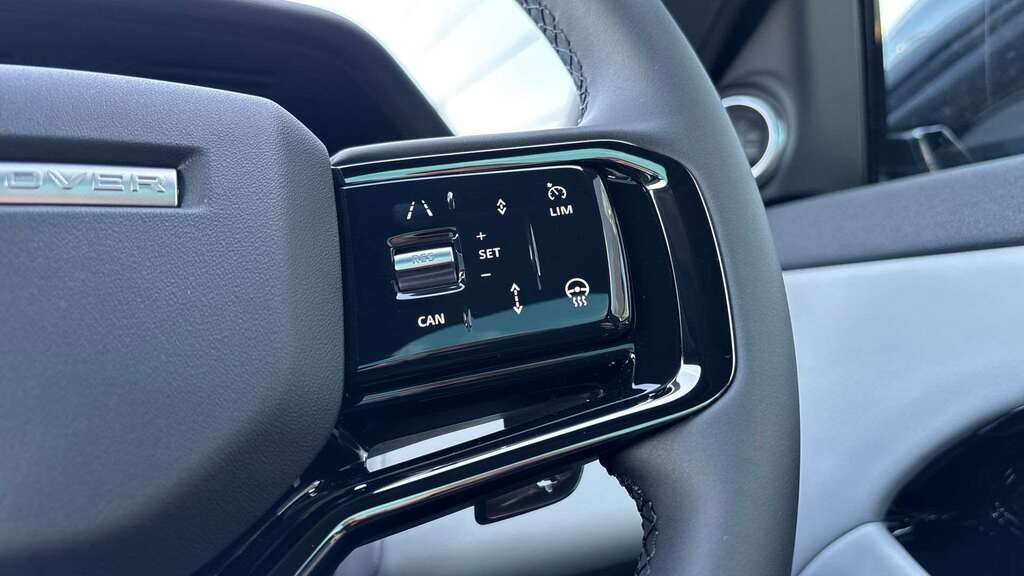 Land Rover Range Rover Evoque 2.0 D200 Edition Black #31