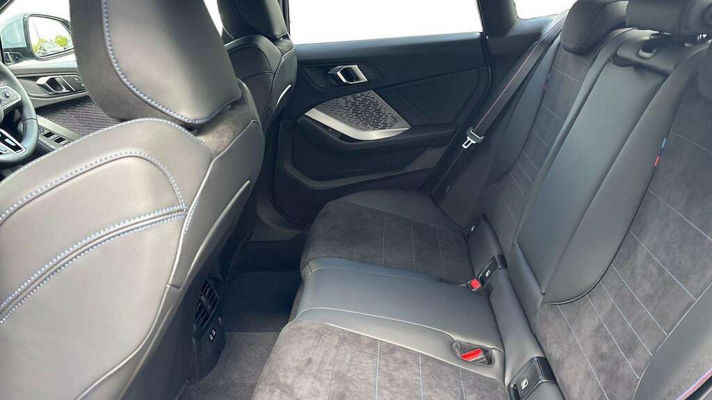 BMW 2 Series 220I M Sport Step White #12