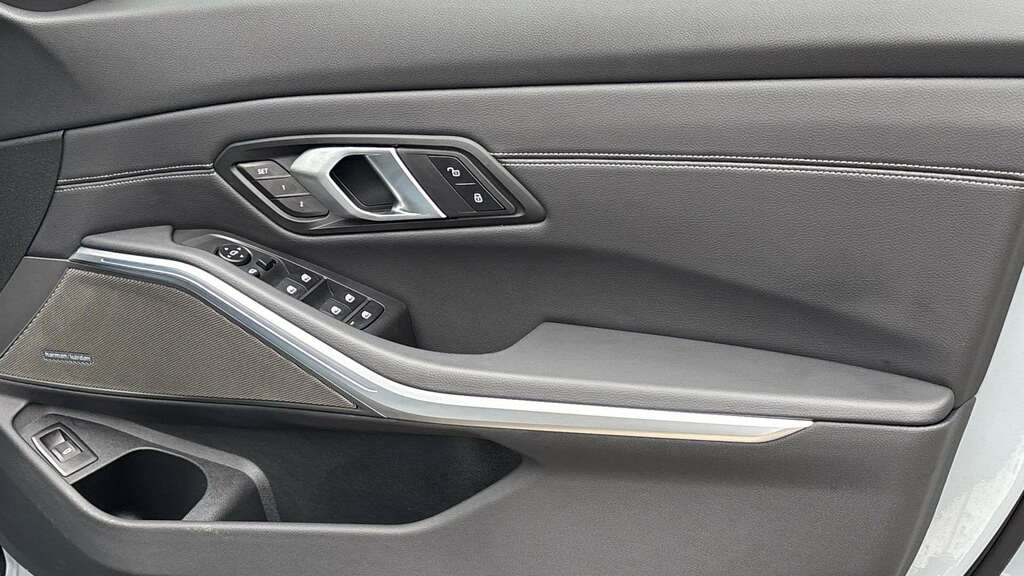 BMW 3 Series 320I M Sport Step Blue #24