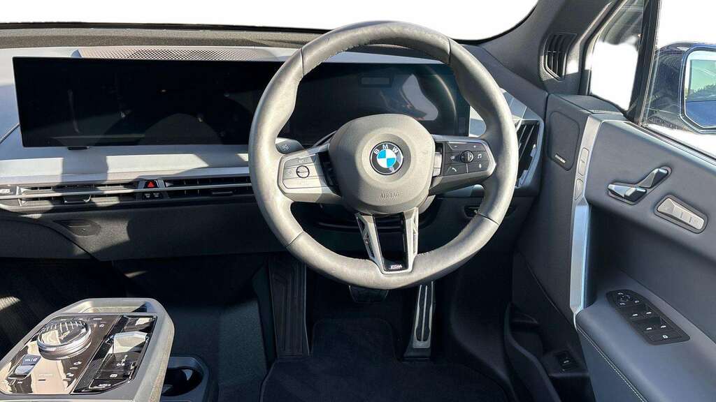BMW iX 400Kw Xdrive60 M Sport 112Kwh 2025 Blue #5