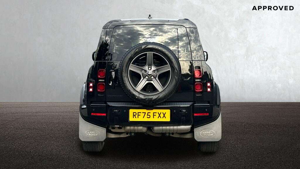 Land Rover Defender 110 3.0 D350 X-dynamic Se 110 2025 Black #6