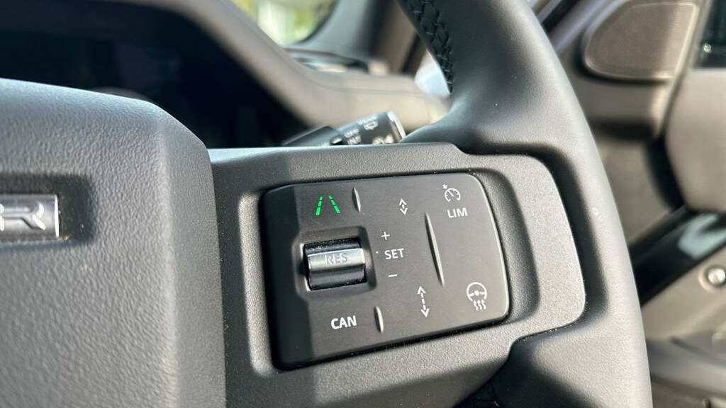 Land Rover Defender 110 X-dynamic Se Black #36