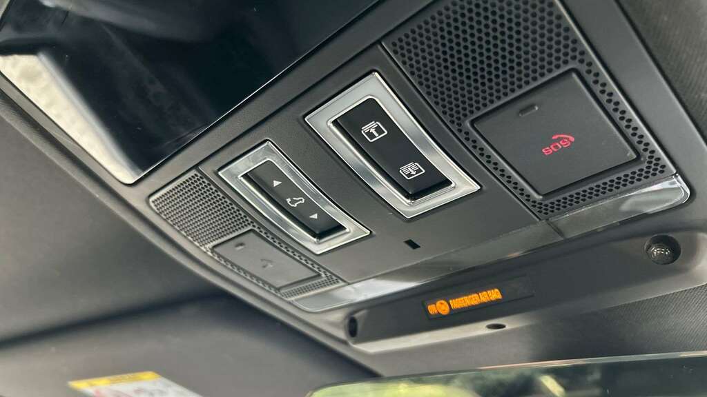 Land Rover Defender 110 X-dynamic Se Black #22