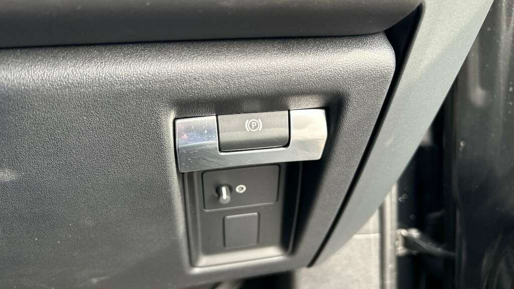 Land Rover Defender 110 X-dynamic Se Black #34
