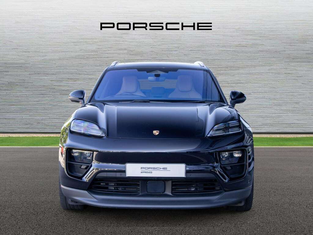 Porsche Macan 300Kw 4 100Kwh 2024 Black #6