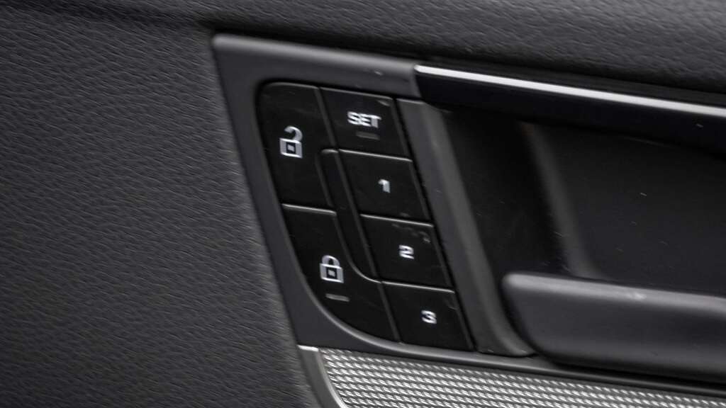 Porsche Cayenne V6 E-hybrid 25.9Kwh Tiptronics Euro 6 Silver #17
