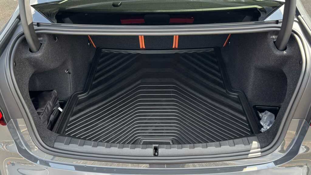 BMW M3 M3 Xdrive 530 Competition M Step Black #18
