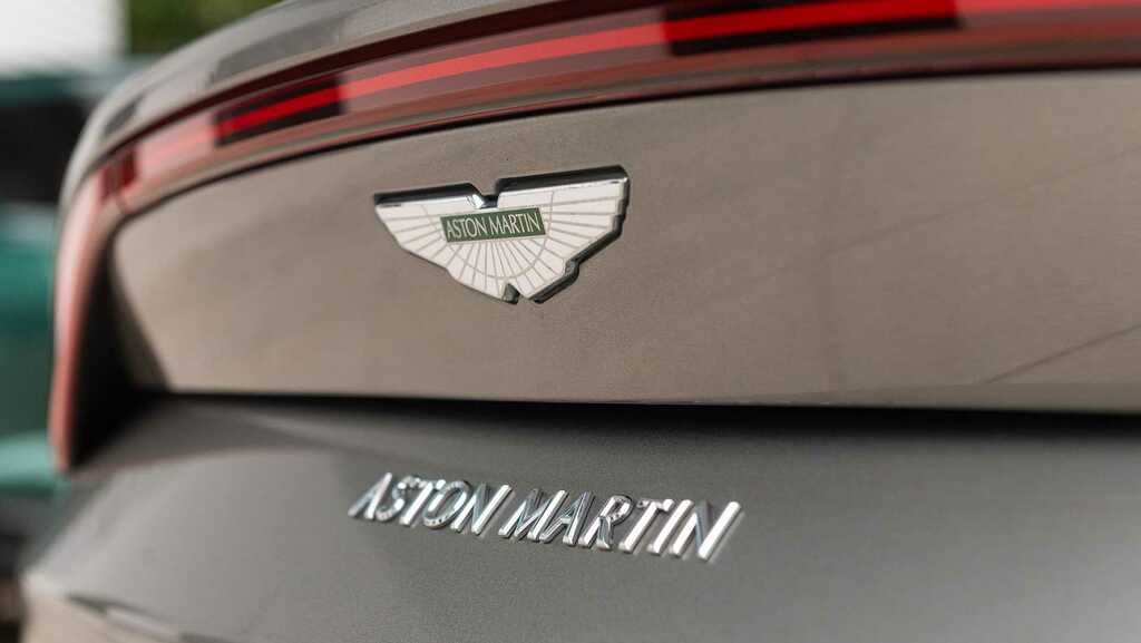Aston Martin Vantage V8 Euro 6  #7