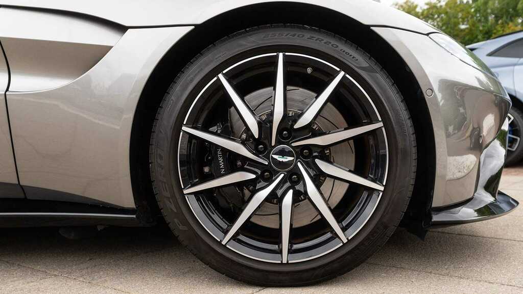 Aston Martin Vantage Zf 8 Speed 2019 Silver #4