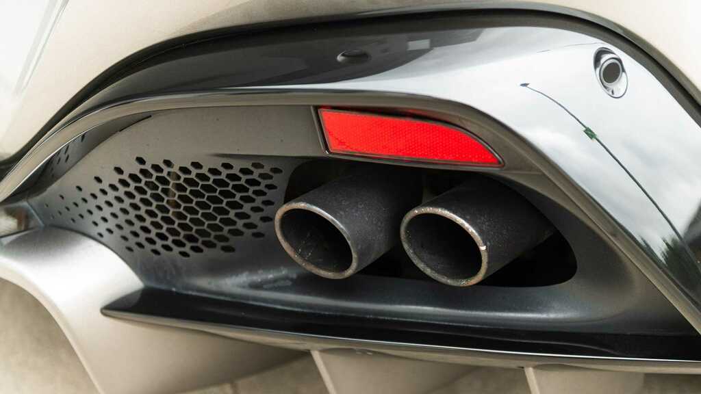 Aston Martin Vantage V8 Euro 6  #21