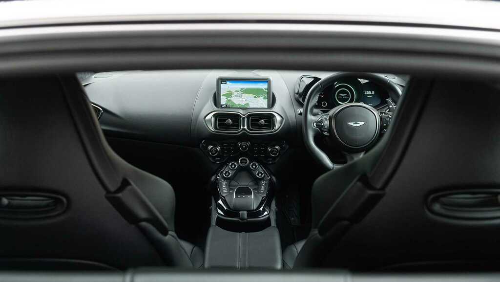Aston Martin Vantage V8 Euro 6  #37