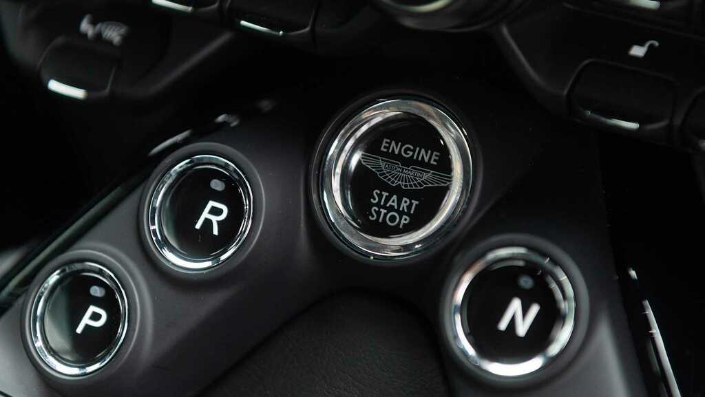 Aston Martin Vantage V8 Euro 6  #32