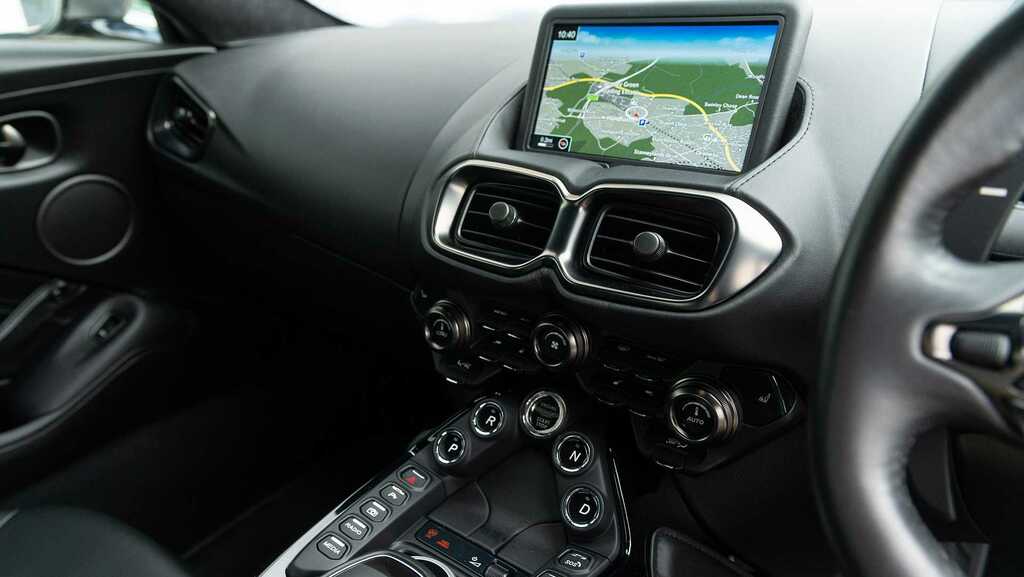 Aston Martin Vantage V8 Euro 6  #36