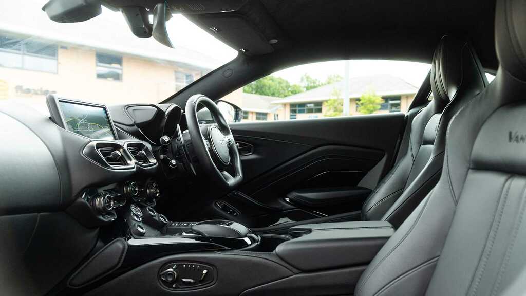 Aston Martin Vantage V8 Euro 6  #42