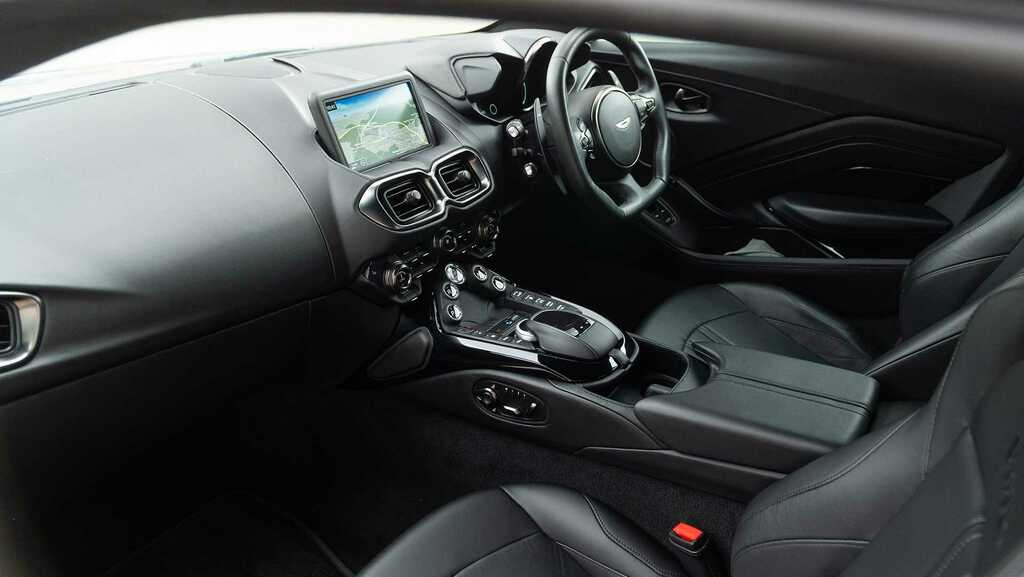 Aston Martin Vantage V8 Euro 6  #41