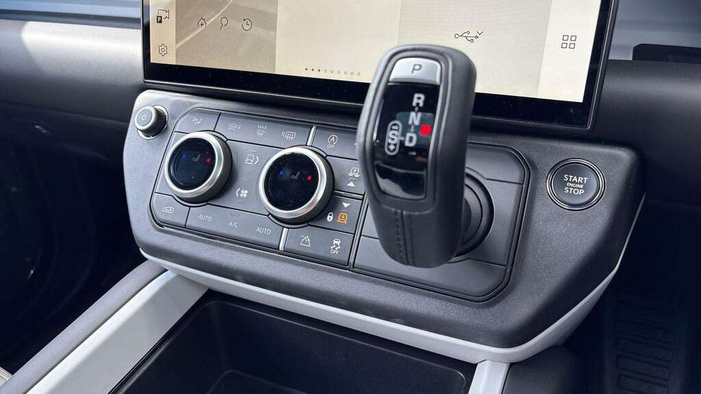 Land Rover Defender 110 3.0 D350 X-dynamic Hse 110 7 Seat 2026 GN26PLF Grey #6