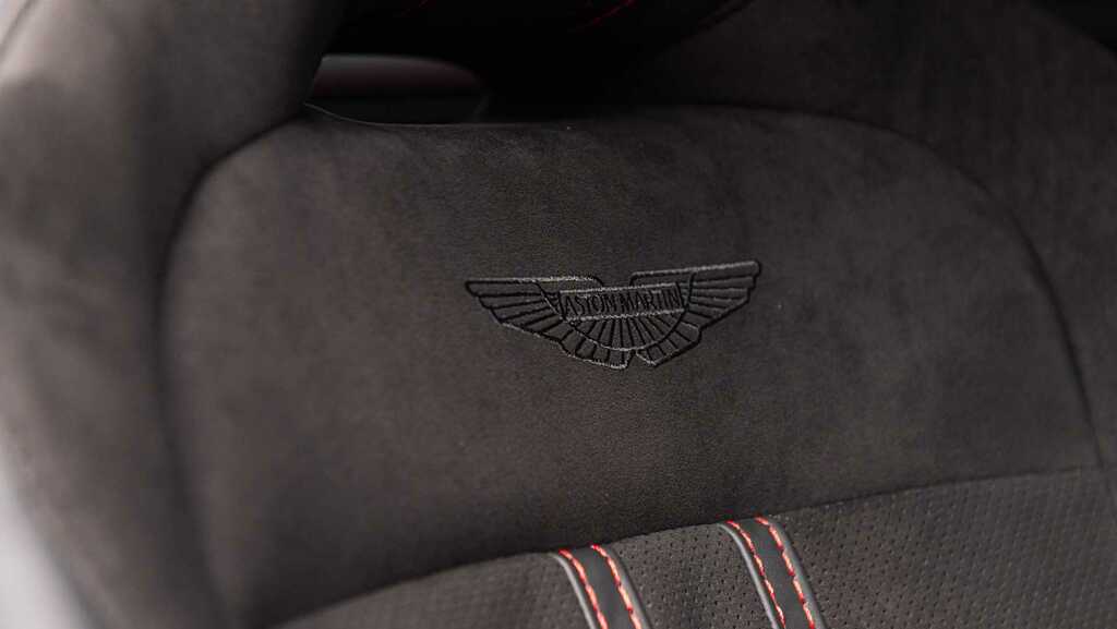 Aston Martin Vantage Zf 8 Speed 2023 Red #4