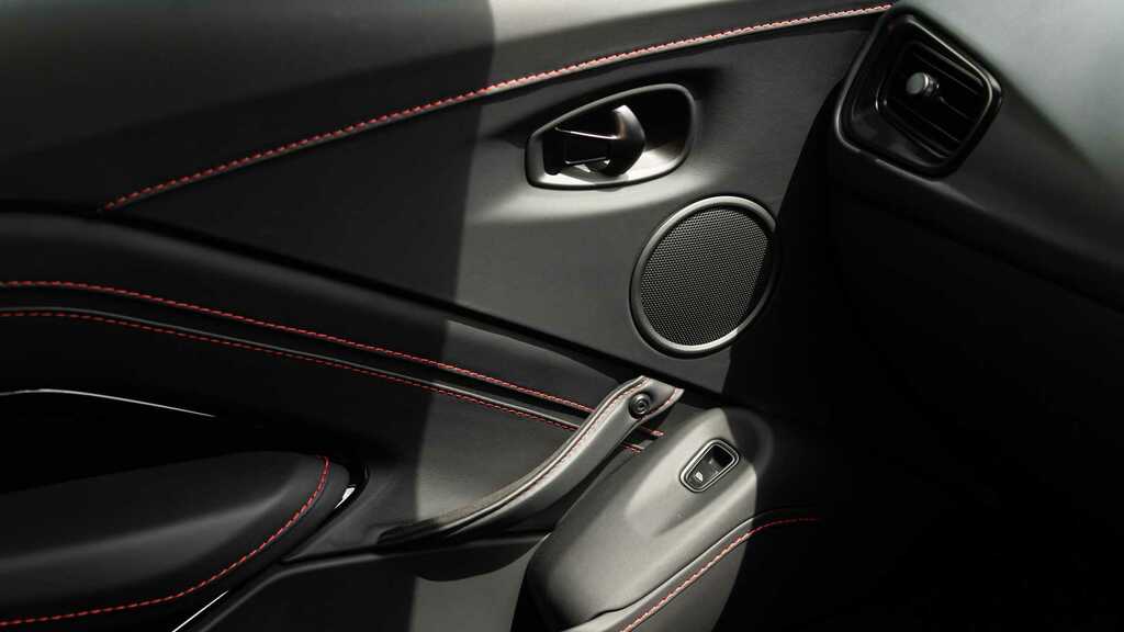Aston Martin Vantage Vantage Roadster Blue #34