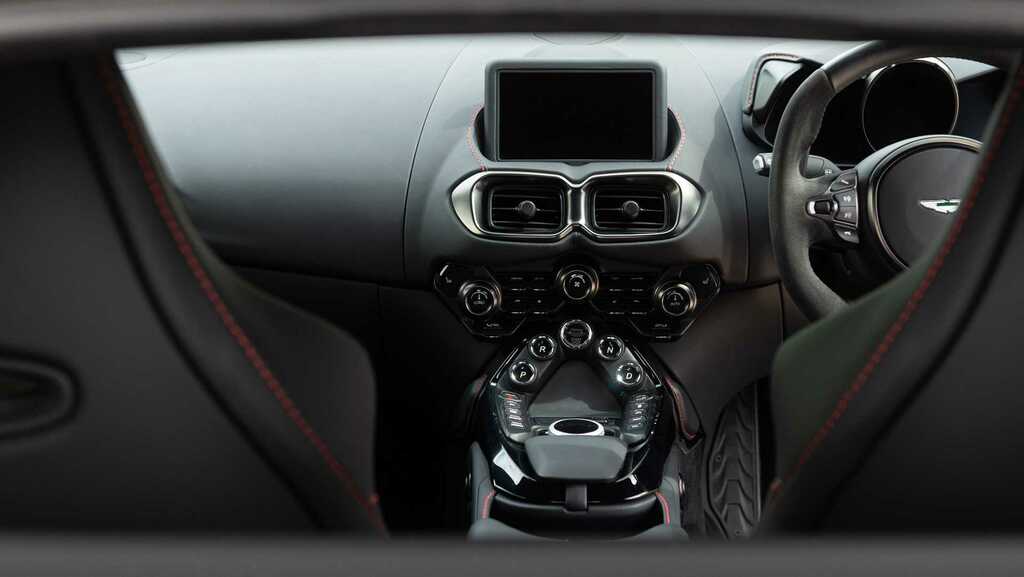 Aston Martin Vantage Vantage Roadster Blue #25