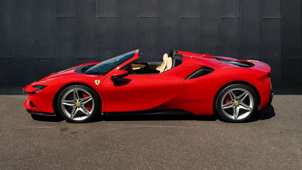 Ferrari Sf90 Spider 4.0T V8 7.9Kwh F1 Dct 4Wd Euro 6 Ss 2022 Red #3
