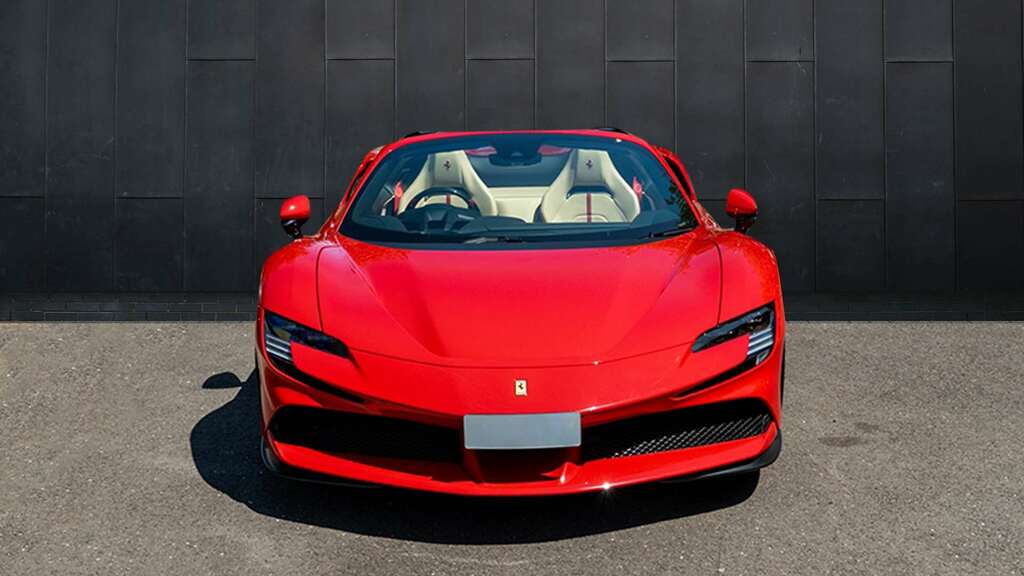 Ferrari Sf90 Spider 4.0T V8 7.9Kwh F1 Dct 4Wd Euro 6 Ss 2022 Red