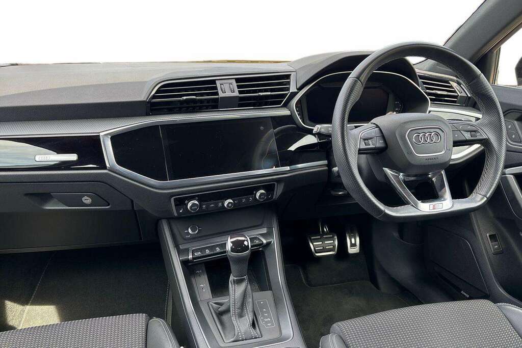 Audi Q3 S Line 45 Tfsi E 245 Ps S Tronic Black #7