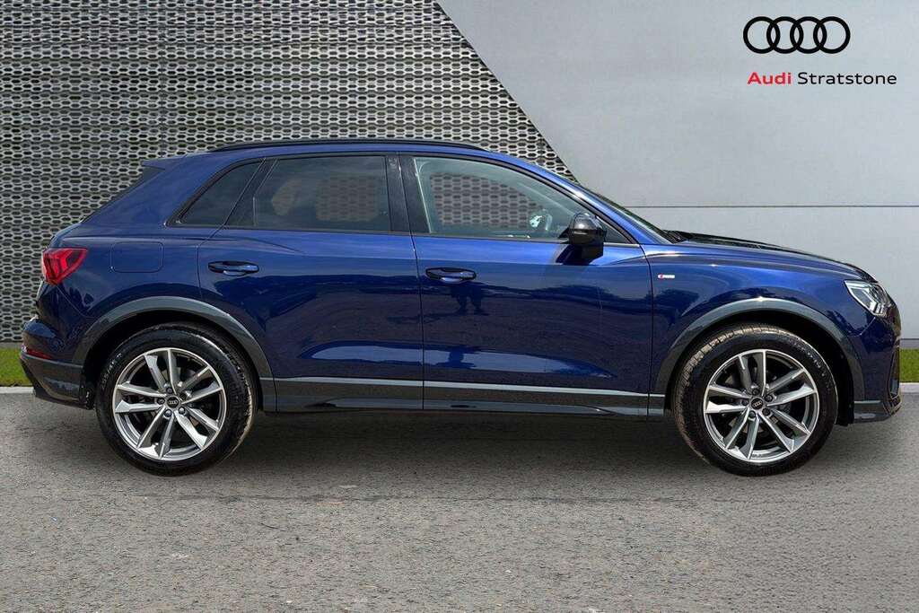 Audi Q3 35 Tfsi Black Edition S Tronic Cs Pack 2023 Blue #3