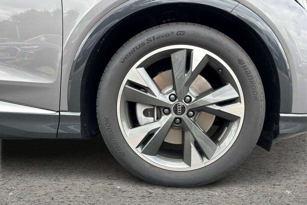 Audi Q4 E Tron 210Kw 45 82Kwh S Line Leather 2026 Grey #3