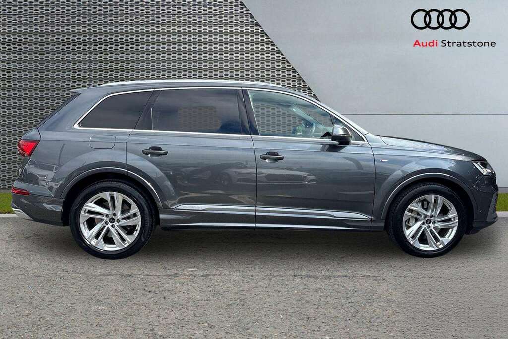 Audi Q7 55 Tfsi Quattro S Line Tiptronic 2023 Grey #3