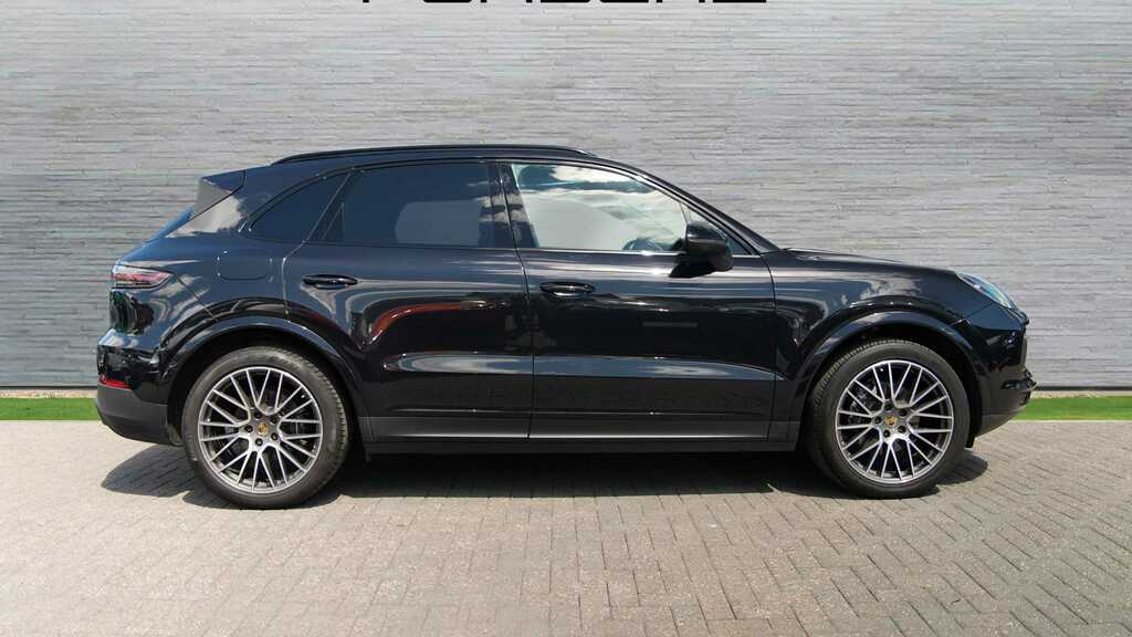 Porsche Cayenne 2021 MJ71VYF Grey #2