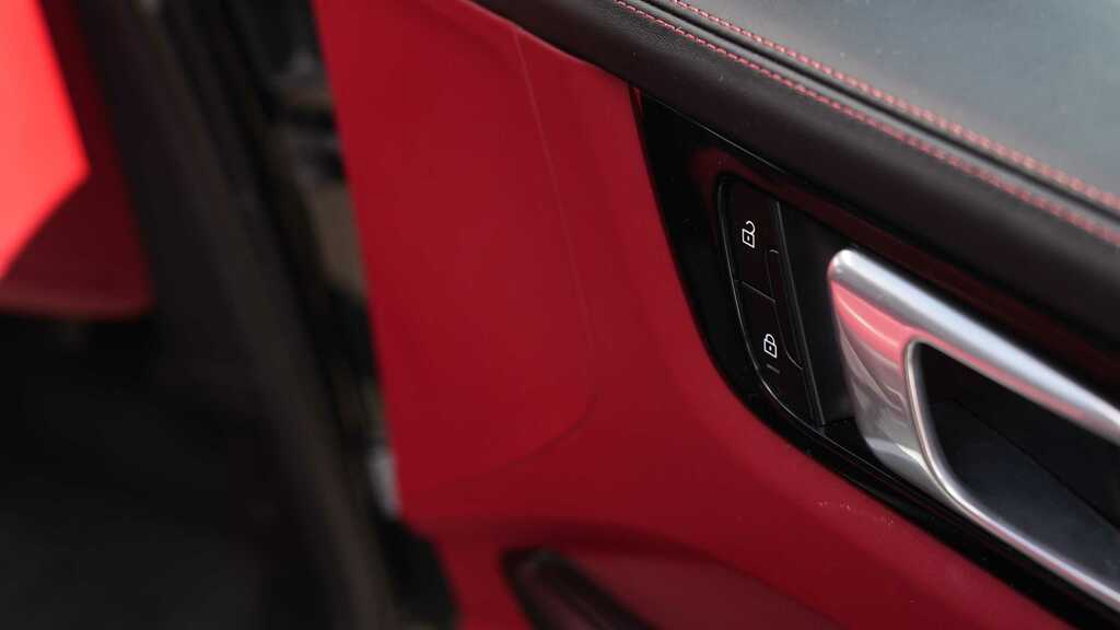 Porsche Cayenne 2021 MJ71VYF Grey #4