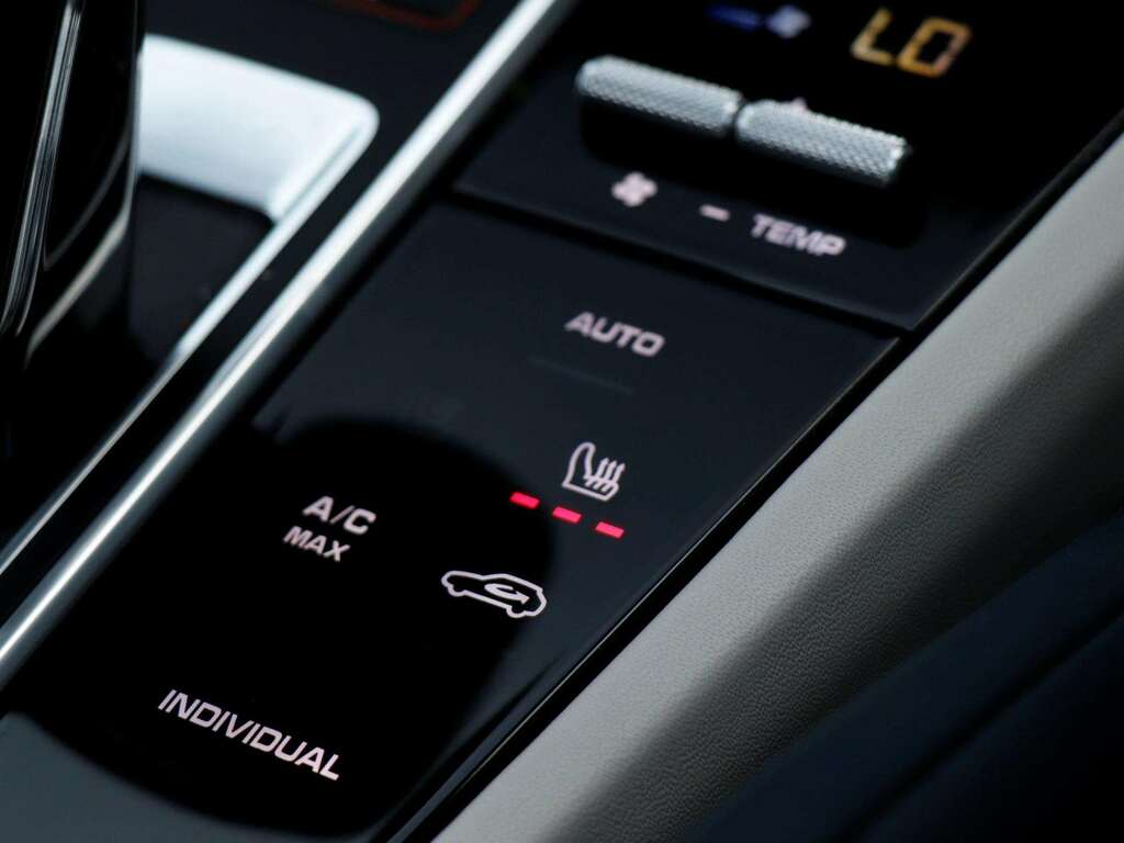 Porsche Cayenne 2022 3.0 V6 Platinum Edition 456 Bhp Grey #14