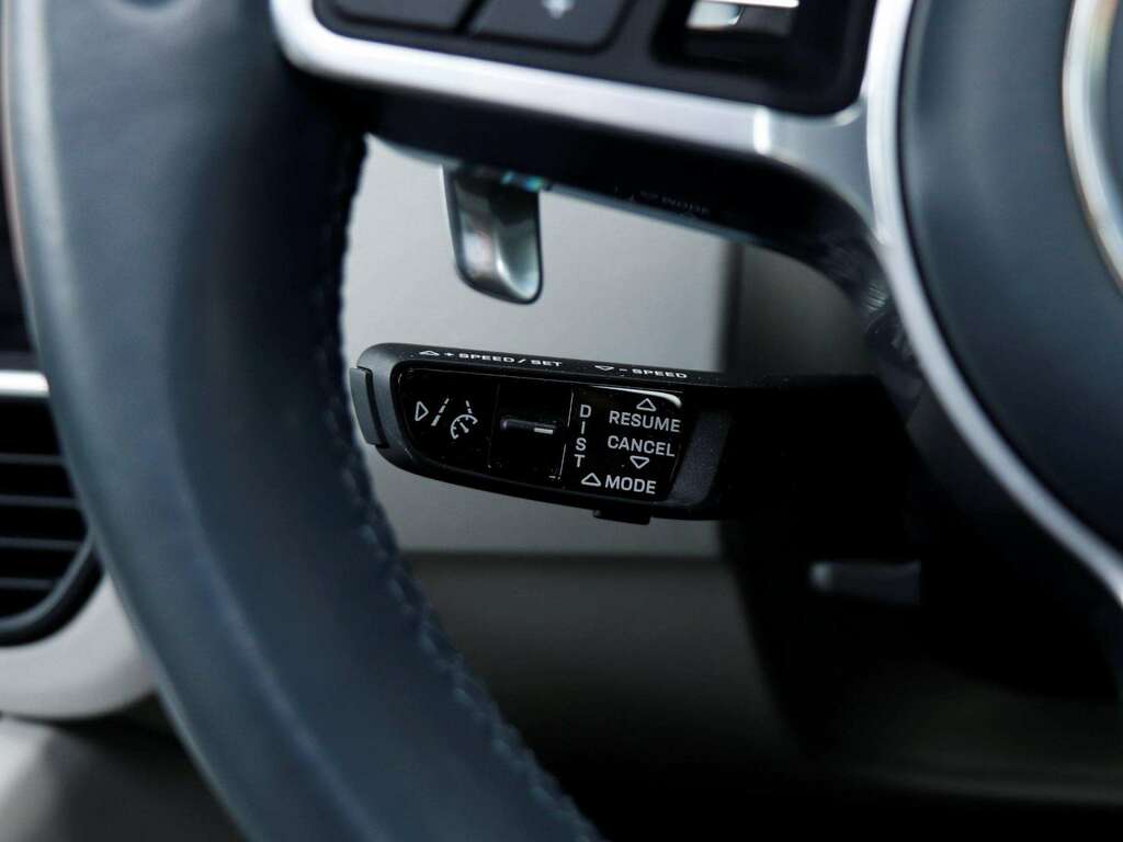 Porsche Cayenne 2022 3.0 V6 Platinum Edition 456 Bhp Grey #15