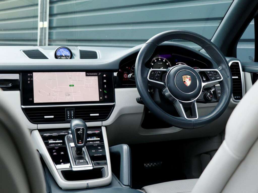 Porsche Cayenne 2022 3.0 V6 Platinum Edition 456 Bhp Grey #7