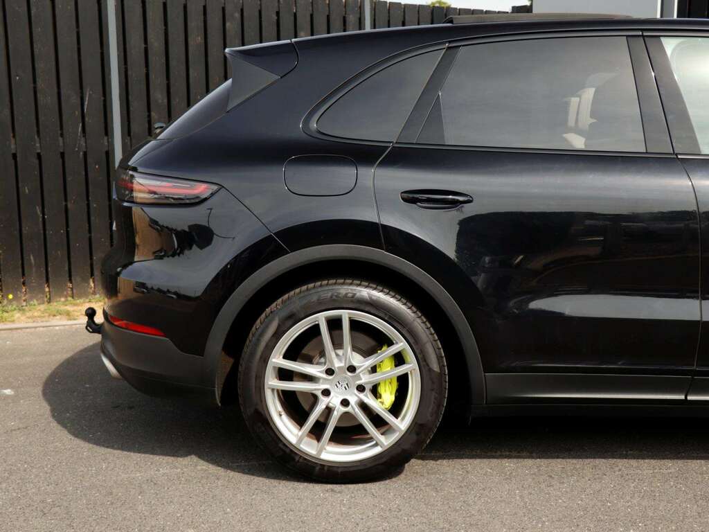 Porsche Cayenne 2022 3.0 V6 Platinum Edition 456 Bhp Grey #26