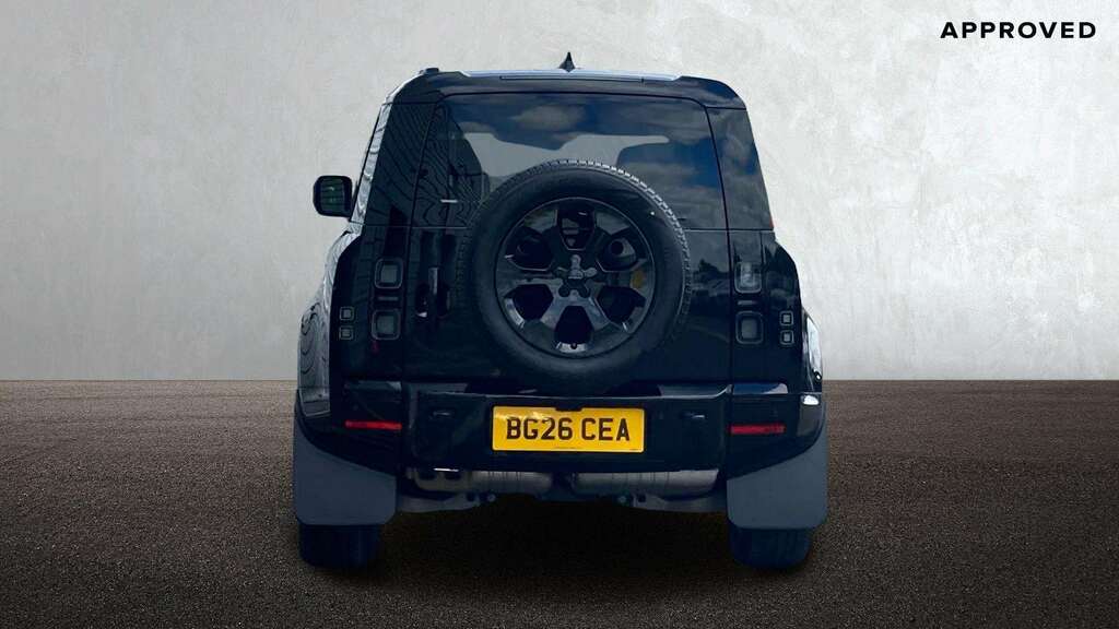 Land Rover Defender 110 3.0 D250 X-dynamic Se 110 2026 Black #5