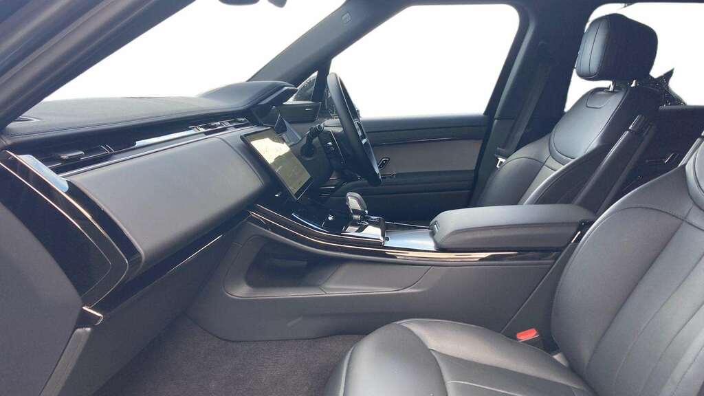 Land Rover Range Rover Sport 3.0 D300 Dynamic Se 2025 Grey #3