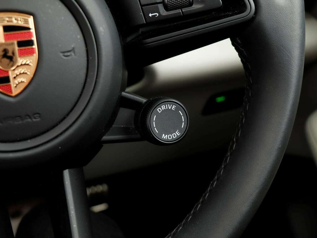 Porsche Macan 380Kw 4S 100Kwh Silver #16