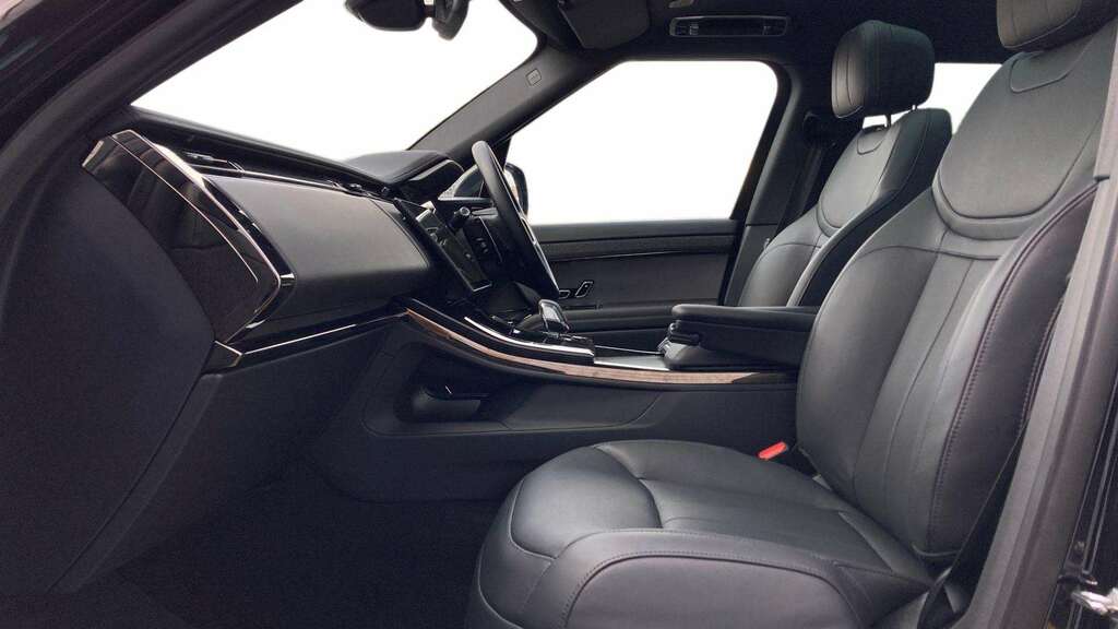 Land Rover Range Rover Sport 3.0 D300 Dynamic Se 2026 Black #3