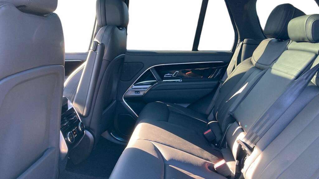 Land Rover Range Rover 3.0 P460e Edition 2026 Black #4