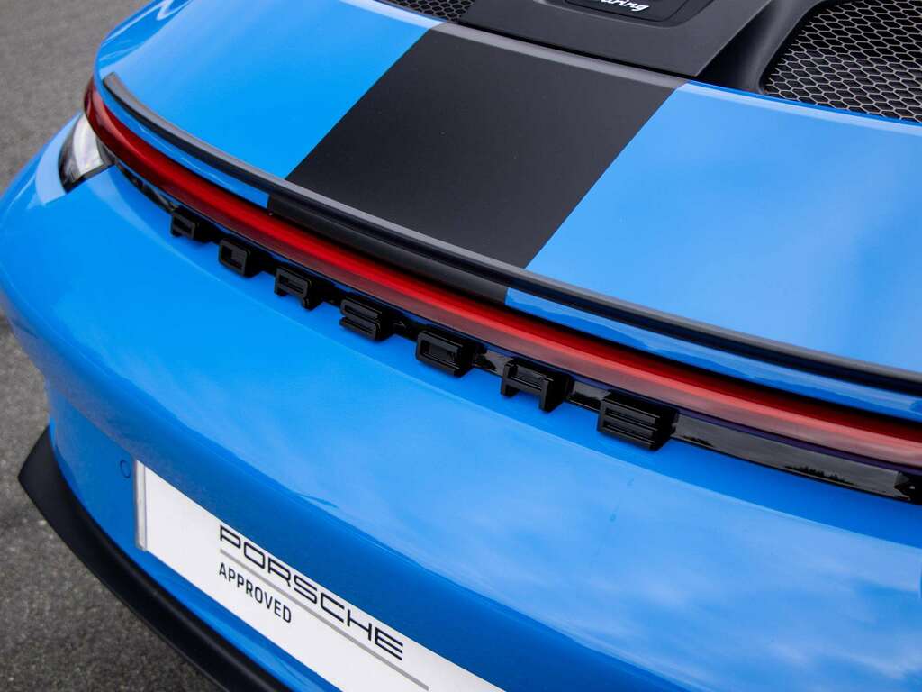 Porsche 911 911 Carrera Gts Grey #9