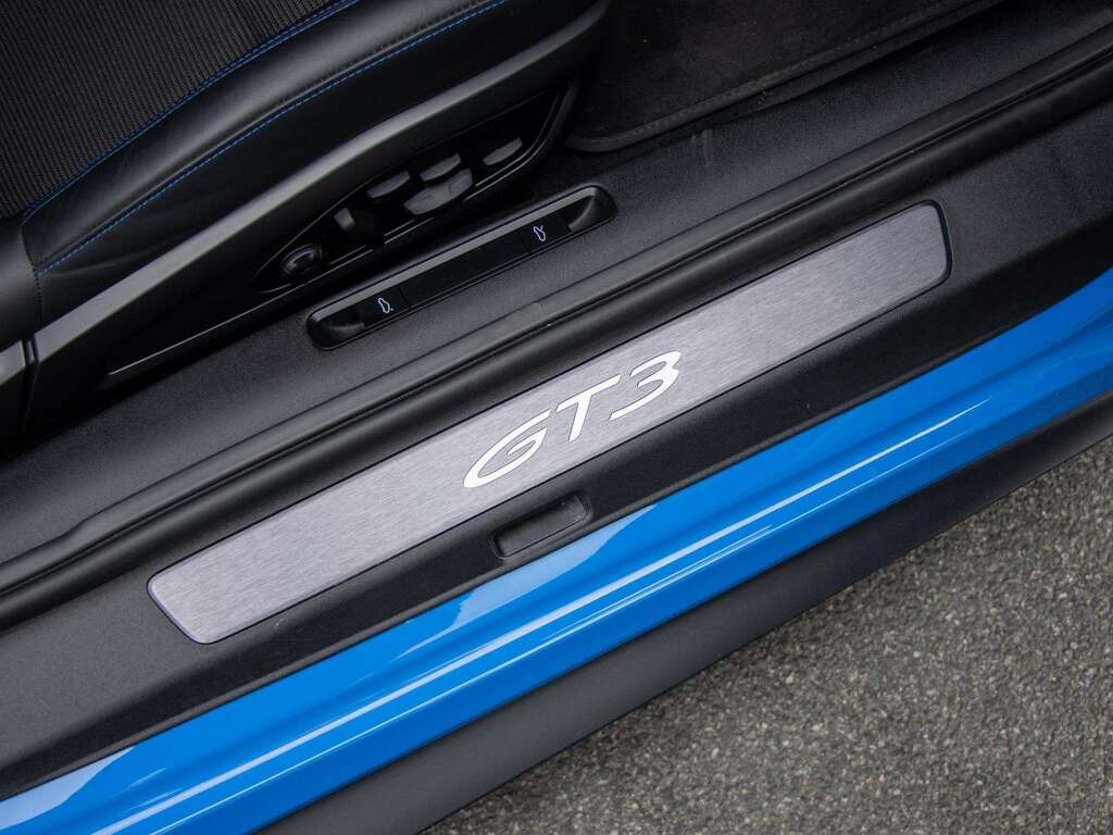 Porsche 911 911 Carrera Gts Grey #23