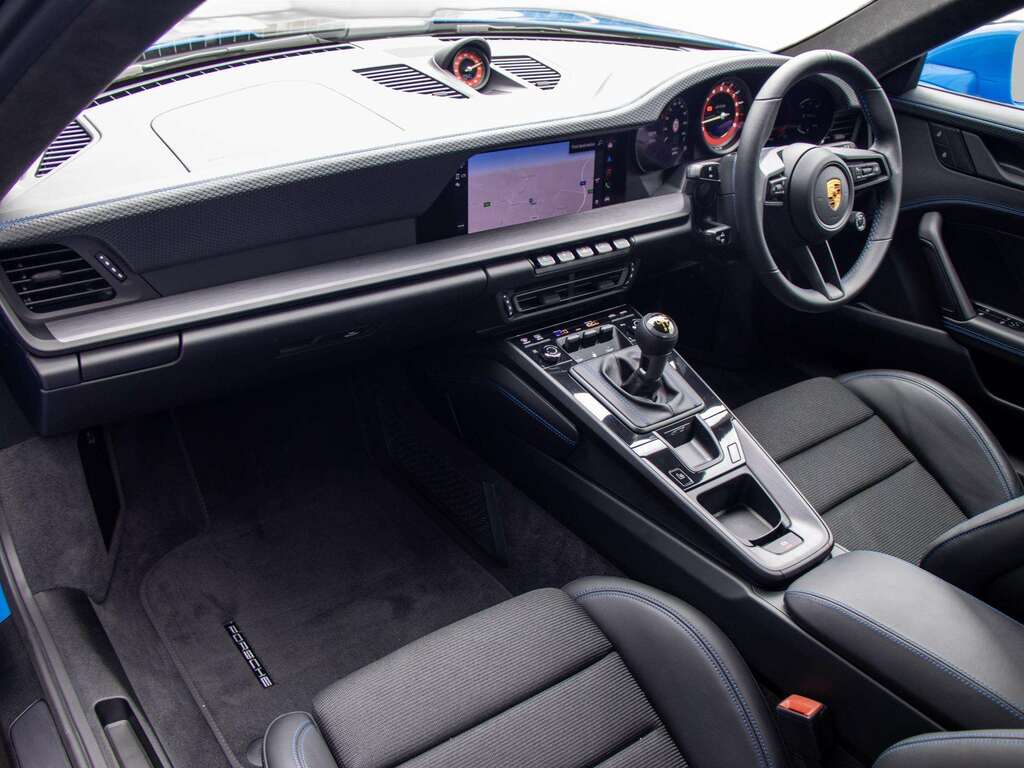 Porsche 911 Gt3 Touring 2022 Blue #3