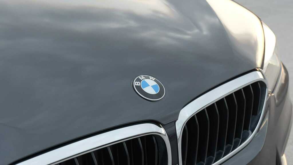 BMW 5 Series M Sport Black #21